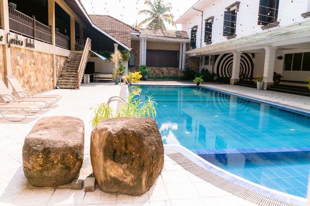 Romantic Garden Hotel Negombo Zewnętrze zdjęcie