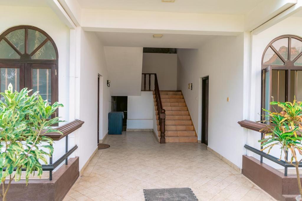 Romantic Garden Hotel Negombo Zewnętrze zdjęcie