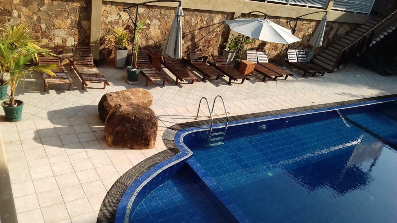 Romantic Garden Hotel Negombo Zewnętrze zdjęcie